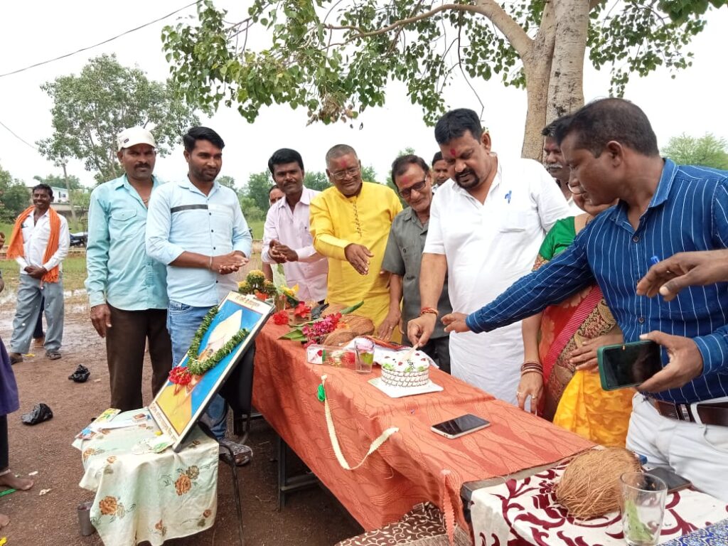 शिक्षक दिवस पर शिक्षकों का हुआ सम्मान* 1 IMG 20230908 WA0021