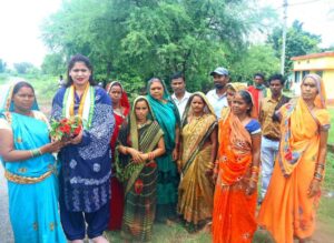*कसडोल में विकास की गति तेज, संसदीय सचिव शकुन्तला साहू ने किया 3 करोड़ 31 लाख लागत से बनने वाली मुख्यमंत्री ग्राम सड़क योजना का भूमि पूजन* 1 IMG 20230915 WA0560
