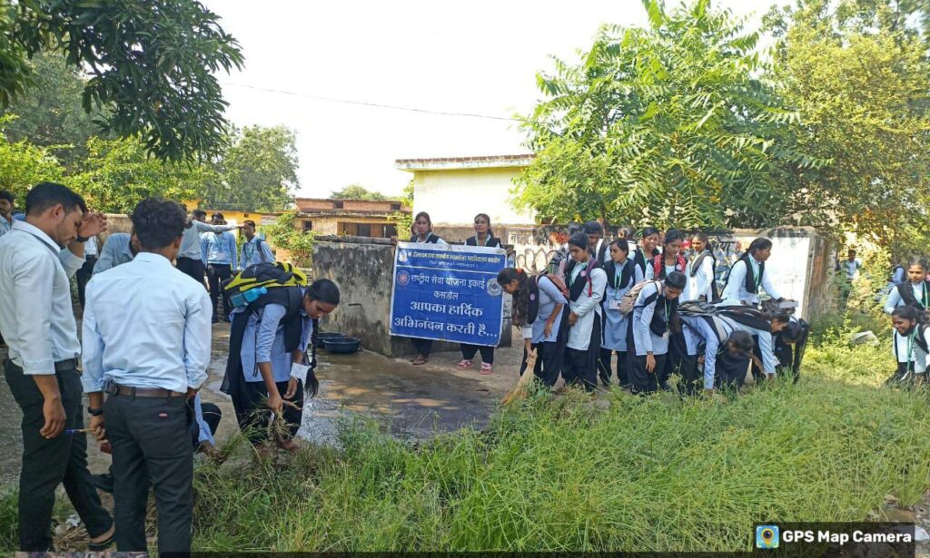 *एक दिवसीय शिविर का हुआ आयोजन:- राष्ट्रीय सेवा योजना कसडोल महाविद्यालय*<br> 2 IMG 20231005 WA0486