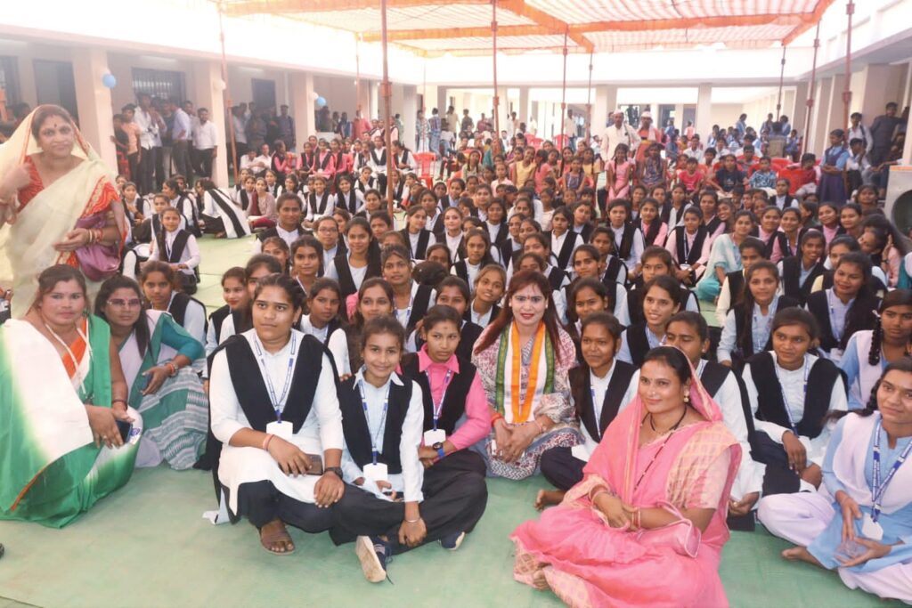 <em>वटगन महाविद्यालय के शुभारंभ से छात्र-छात्राओं में खुशी की लहर</em> 1 IMG 20231006 WA0026