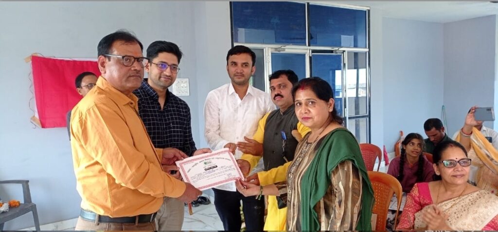 *सक्षम जिला कार्यकारिणी का किया गया विस्तार डॉ निशांत बाजपाई बने जिलाध्यक्ष एवं नूतन सेन बने जिला सचिव, बलौदाबाज़ार जिला मुख्यालय मे किया गया दिव्यांग सेवा केंद्र का उद्घाटन* 4 Screenshot 20231029 092707 WhatsApp