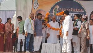 मुख्यमंत्री भुपेश बघेल आमसभा में पहुँचे लवन, कांग्रेस प्रत्याशी को जिताने किया अपील 1 Screenshot 20231111 135300 Photos