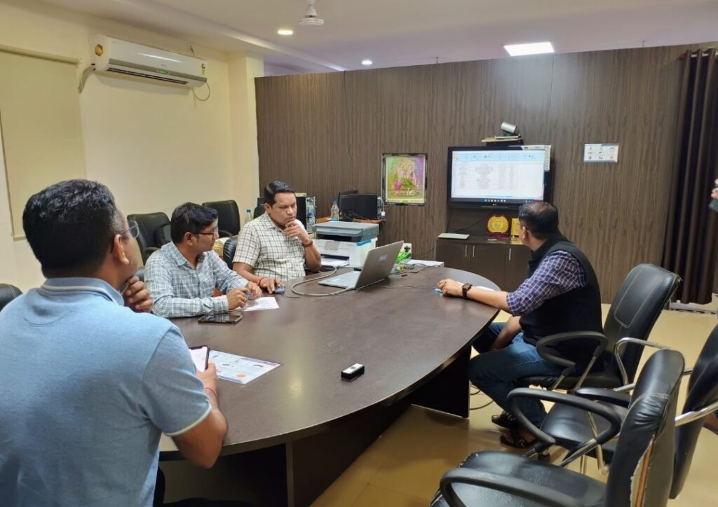 <br>*मतगणना की तैयारी हुई प्रारंभ, ड्यूटी के लिए अधिकारी कर्मचारियों की हुई पहली रेंडमाइजेशन* 1 Screenshot 20231122 175552 WhatsAppBusiness