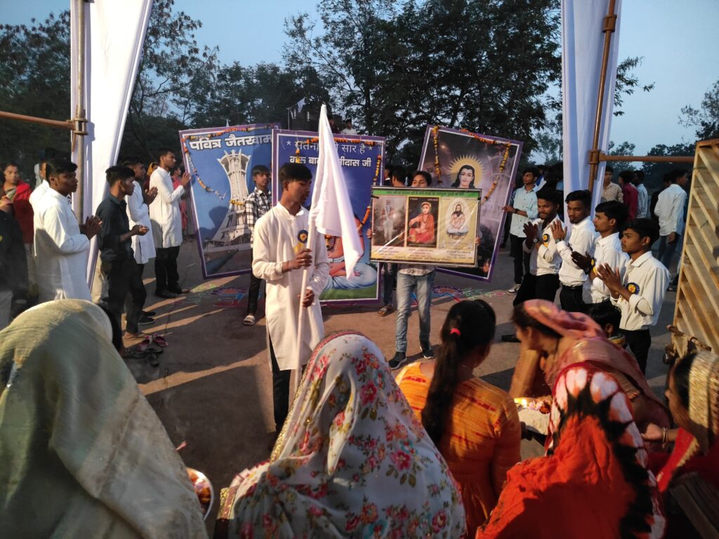 *शा. पो. मैं.अनुसूचित जाति बालक छात्रावास कसडोल में गुरुघासीदास जयंती भव्य उत्साह के साथ मनाया गया*<br> 2 Polish 20231222 170237940