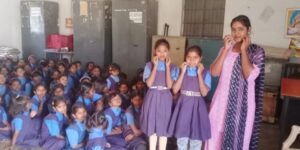 शासकीय प्राथमिक शाला लवन में छात्र-छात्राओं को गुड टच और बैड टच की जानकारी दी गई 1 IMG 20240106 WA0452 750x375 1