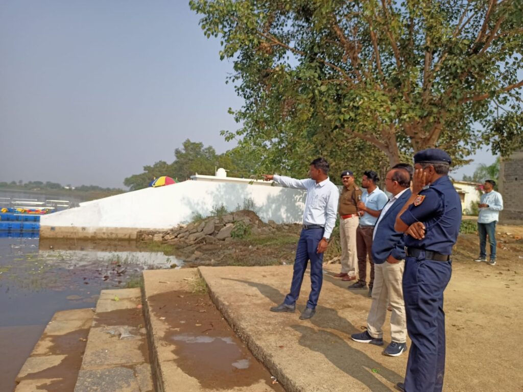 *बालसमुंद जलाशय में एनडीआरएफ टीम द्वारा बाढ़ बचाव परिदृश्य का मॉक ड्रिल आज* 1 Polish 20240103 174034579
