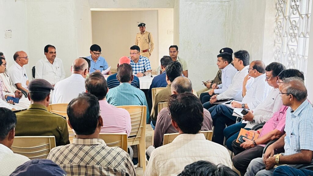 कलेक्टर-एसपी ने गिरौदपुरी का दौरा कर मेले की तैयारी का लिया जायजा 3 IMG 20240226 WA0199