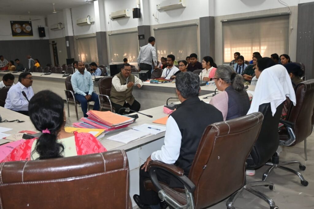 आयोग ने करवाया भाई बहनों में सुलह, बहन को मिला इंसाफ 2 Polish 20240207 212924839