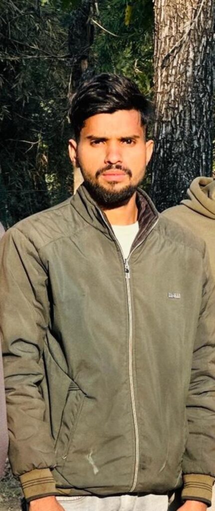 गाय से टकराई कार, युवक की मौत: दोस्त को जा रहे थे घर छोड़ने 2 Polish 20240210 072352092