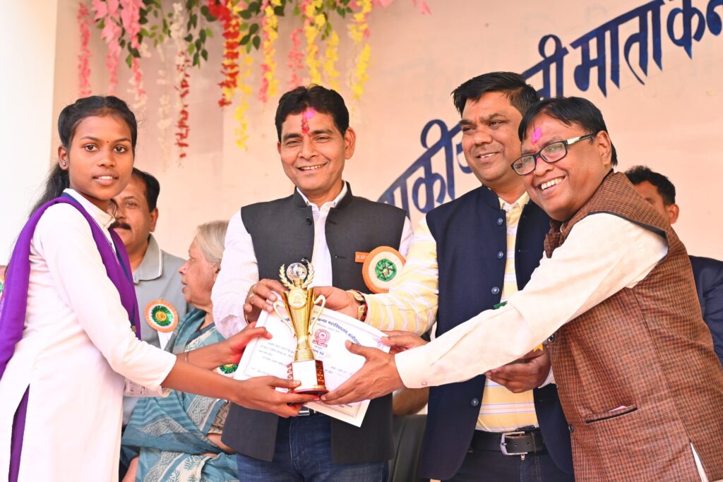 मंजिल तक पहुंचने के लिए संकल्पित प्रयास जरूरी - मंत्री टंकराम वर्मा<br> 2 Polish 20240210 212521637 1