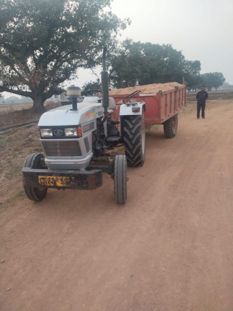 अवैध रेत उत्खनन एवं परिवहन पर टास्क फोर्स की बड़ी कार्रवाई<br> 4 WhatsApp Image 2024 02 16 at 11.59.23 AM 1 1024x1365 2