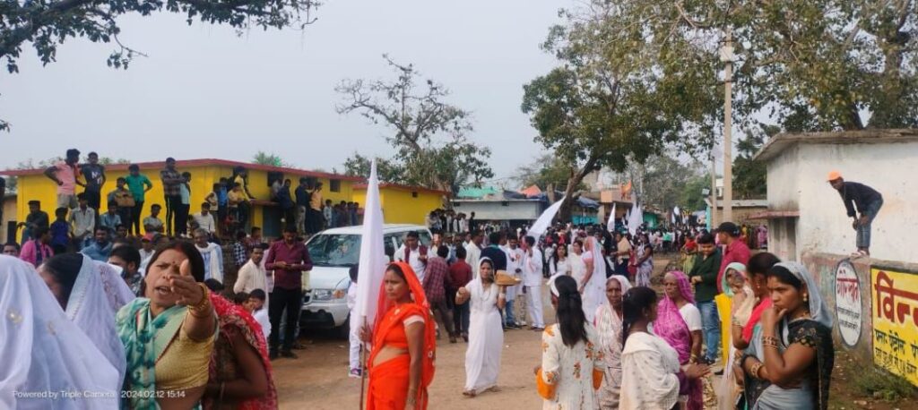 ग्राम कोहरौद में गुरुबाबा घासीदास का त्रिदिवसीय गुरु दर्शन मेला शामिल हुए अखील भारतीय सतनाम सेना प्रदेश अध्यक्ष युवा प्रकोष्ठ गुरु सौरभ साहेब जी, युवराज गुरु, धर्म गुरु 2 img 20240212 wa0024460796225967936186 1068x478 1
