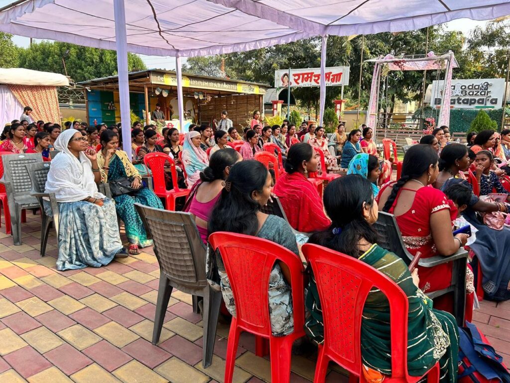 अंजोर सामाजिक सेवा संस्थान और अर्चना महिला स्वसहायता समूह के तत्वाधान में MMI नारायणा हॉस्पिटल सशक्तिकरण कार्यक्रम का आयोजन किया गया 4 IMG 20240303 WA0163