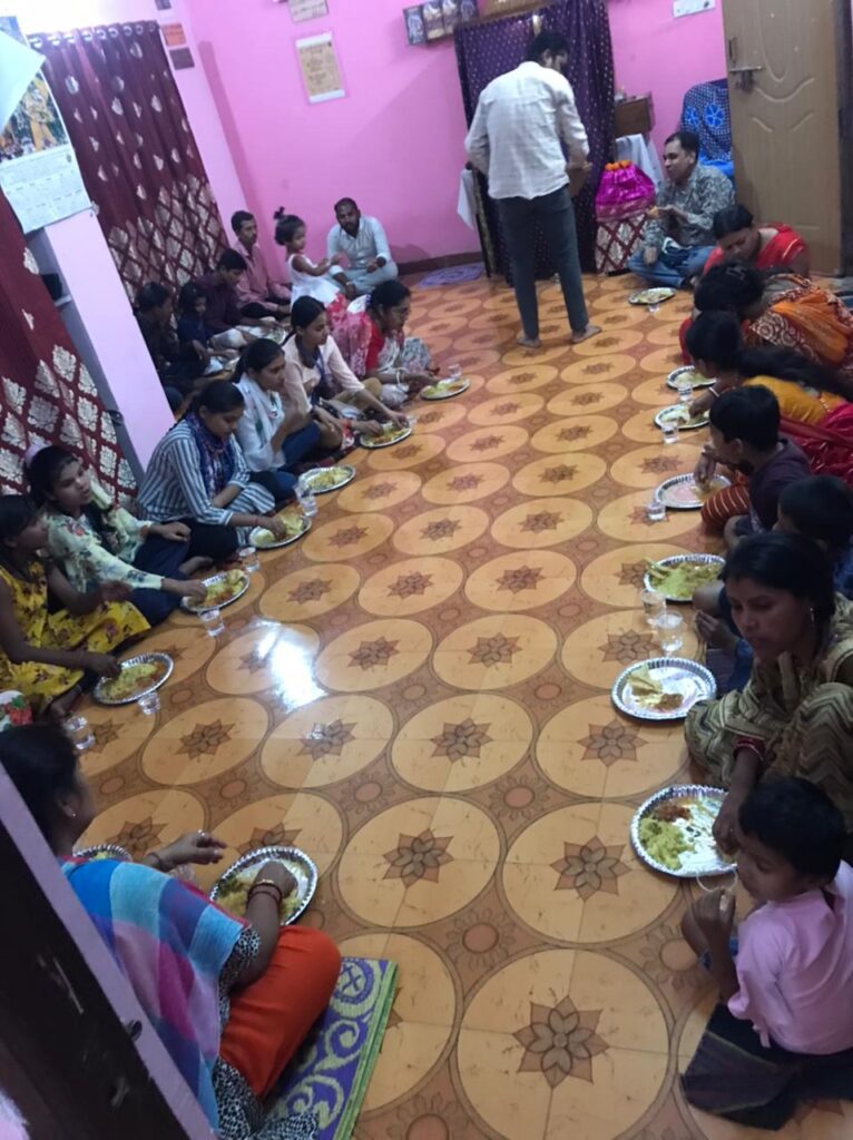 इस्कॉन प्रचार केंद्र, बलौदा बाजार: भक्तों ने श्रील भक्तिसिद्धांत सरस्वती ठाकुर महाराज जी के आविर्भाव उत्सव में की कीर्तन और नृत्य 1 IMG 20240303 WA0188