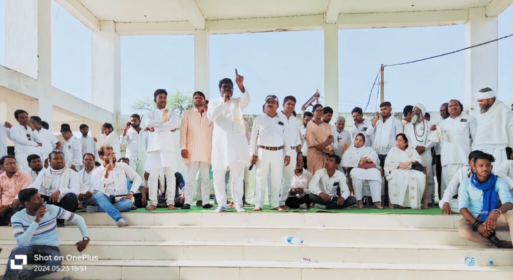 अमर गुफा महकोनी गिरौदपुरी धाम मामले को लेकर सतनामी समाज का प्रदेश स्तरीय बैठक संपन्न। 1 IMG 20240524 WA0134