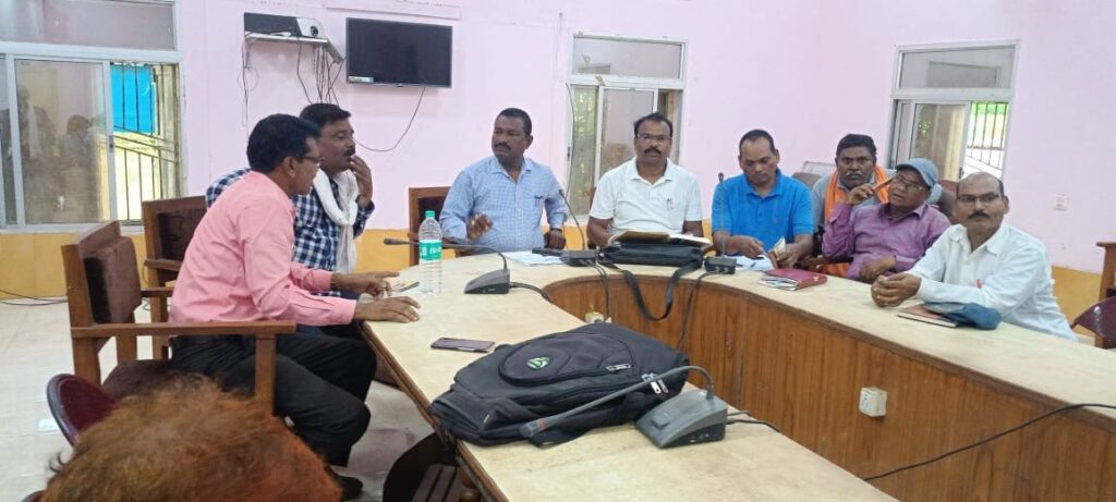 कल होगा प्रदेश पंचायत सचिवो का प्रदेश स्तरीय आशीर्वाद महासम्मेलन का आयोजन। 2 1002870045