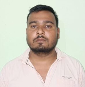 थाना पलारी पुलिस द्वारा नकली शराब बनाने की फैक्ट्री का भांडाफोड़ कर इस गोरख धंधे में शामिल एक आरोपी को किया गया गिरफ्तार। 5 img 20240810 wa01526284005068614032633