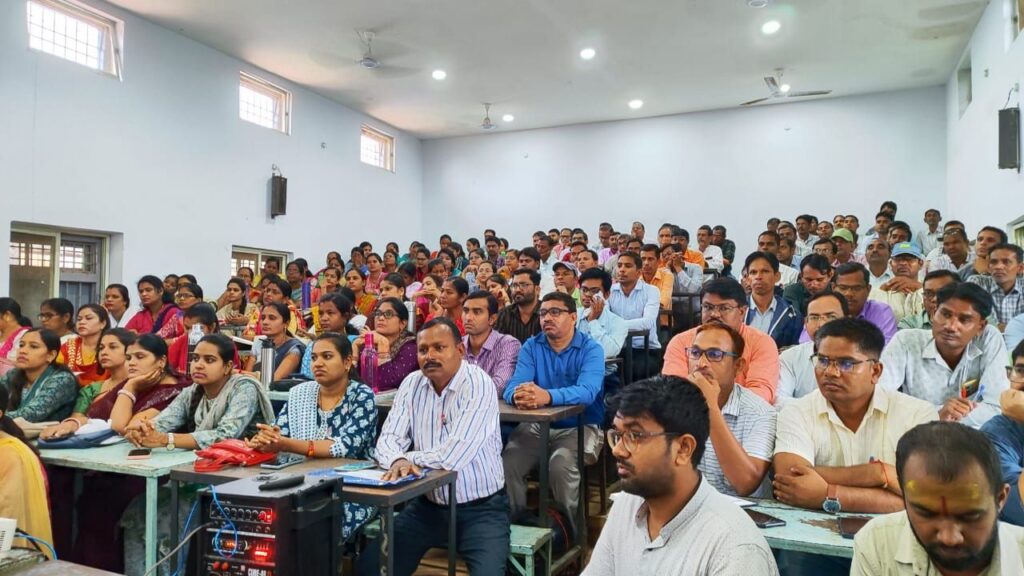 इंस्पायर अवार्ड मानक एवम इको हैकाथान संबंधी प्रशिक्षण कार्यक्रम का सफल आयोजन:- 2 img 20240824 wa01618458476218596099489