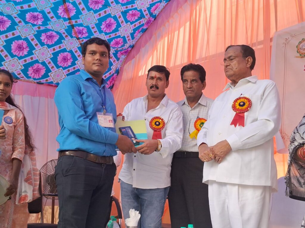 शासकीय महाविद्यालय लवन में दीक्षारंभ समारोह मनाया गया। 3 img 20240805 1647295081032063932973926