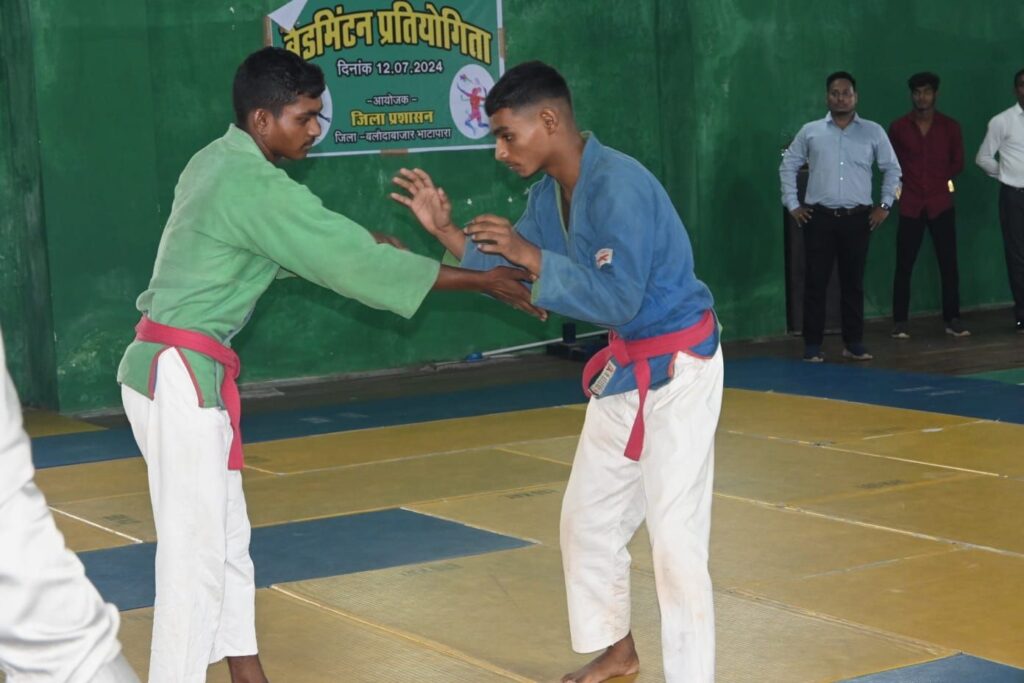 शिक्षा के साथ खेलकूद व सांस्कृतिक कार्यक्रमों में भी भाग लेना जरुरी सांसद कमलेश जांगड़े 6 img 20240917 wa03493923903221257131589