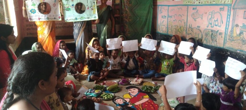 ग्राम कैलाशगढ़ में राज्य शासन के निर्देशानुसार मनाया जा रहा सुपोषण चौपाल। 4 img 20240918 wa01998993096753443530214