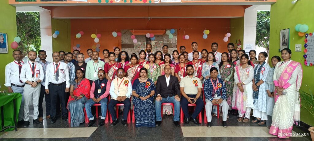 अहिल्या इंटरनेशनल स्कूल लहोद, बलोदाबाज़ार (छ. ग.) में सीबीएसई द्वारा समग्र प्रगति कार्ड (Holistic Progress card) प्रक्षिक्षण कार्यक्रम आयोजित 3 picsart 24 10 20 18 13 33 1368162800837800826305