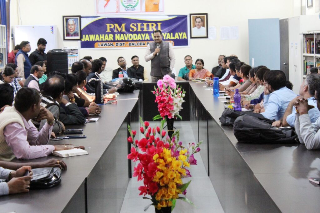 परख राष्ट्रीय सर्वेक्षण पर्यवेक्षकों की नवोदय विद्यालय लवन में प्रशिक्षण कार्यक्रम। 2 img 20241205 wa03042183316718538059010